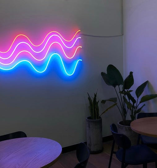 Smart Neon Strip™ - Vergeet een saaie slaapkamer!