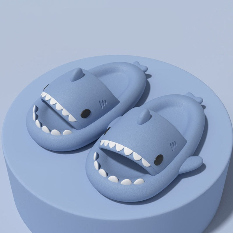 Comfysharkz™ Pro - De meest comfortabele slippers van dit seizoen!